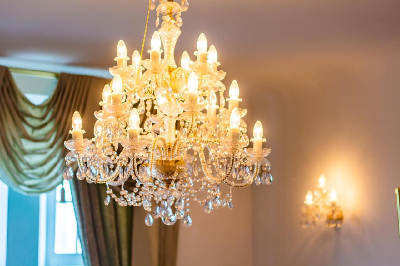 Classic Style Apartment In The Center Of Riga Eksteriør billede