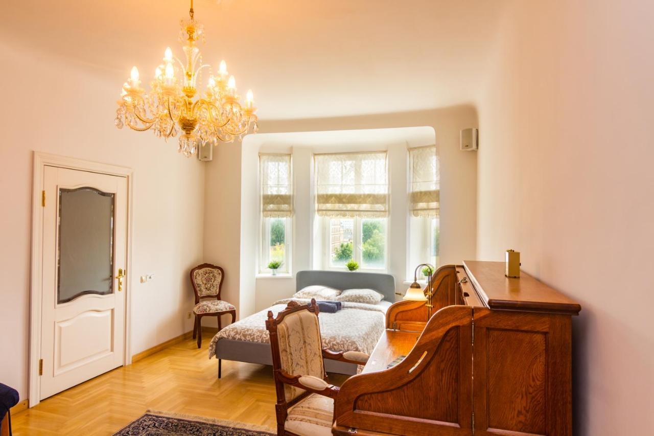 Classic Style Apartment In The Center Of Riga Eksteriør billede