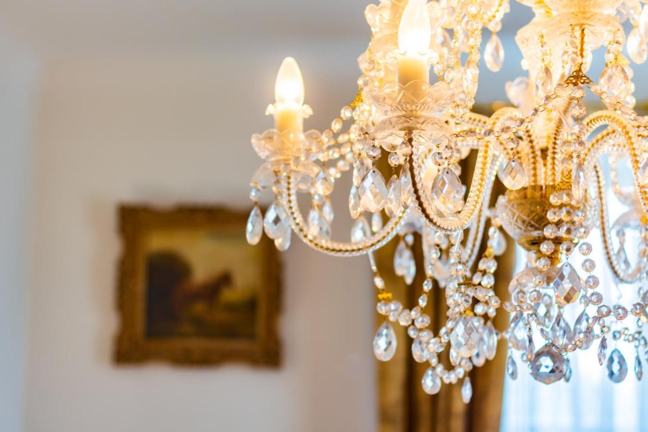 Classic Style Apartment In The Center Of Riga Eksteriør billede