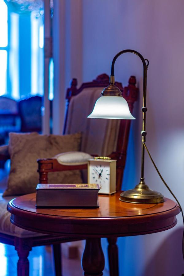 Classic Style Apartment In The Center Of Riga Eksteriør billede